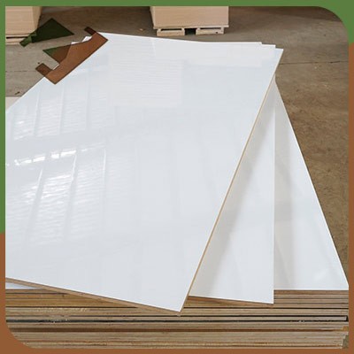 High Gloss Finish Melamine Plywood factory